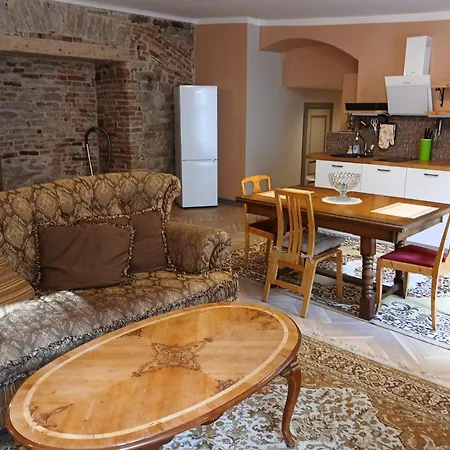 Parlament شقة فندقية تالين