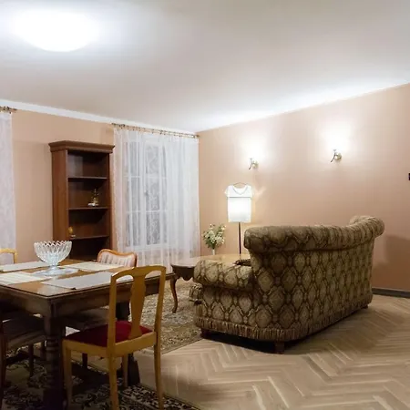 Aparthotel Parlament
