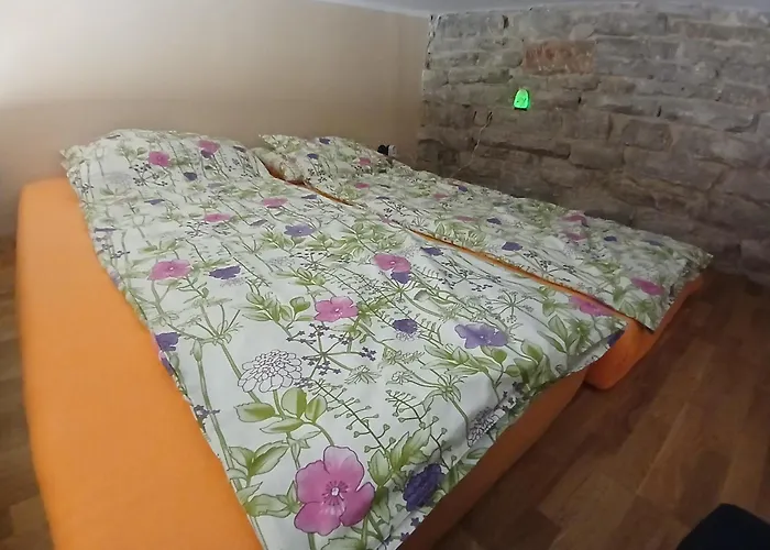 Parlament Aparthotel