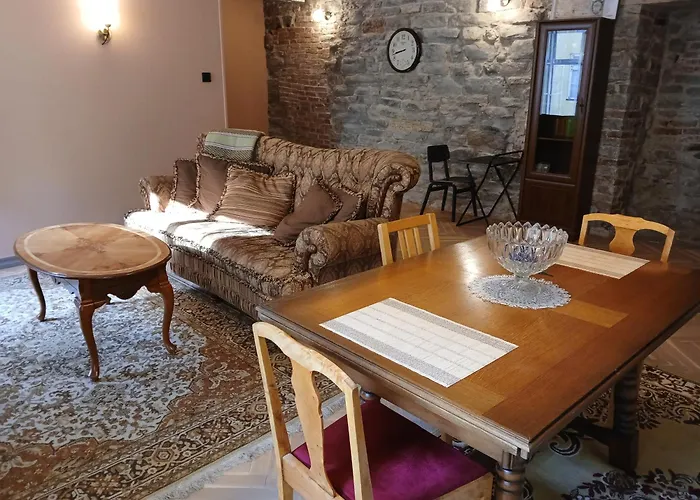 Apart Otel Parlament 3*