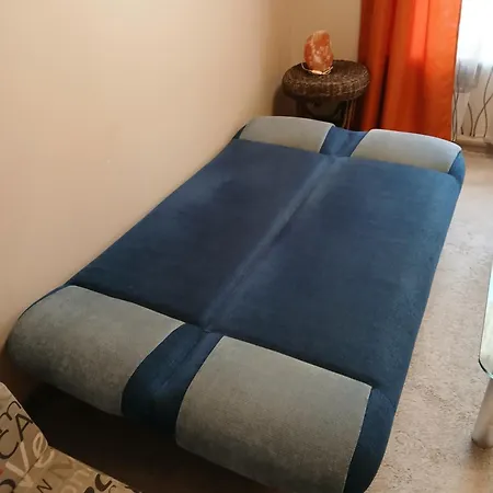 Parlament Aparthotel Reval